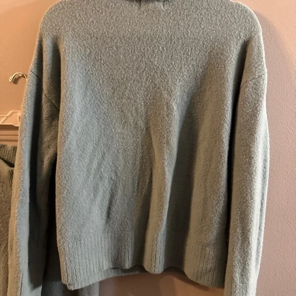 Lou & Grey Knit Top and Bottom Set in Sage Green sz s m26 - Picture 6 of 13